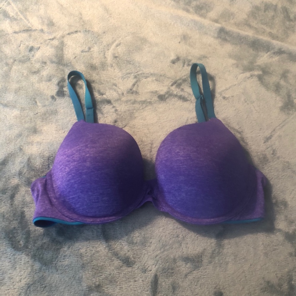 Victoria’s Secret perfect shape bra